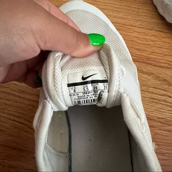 🌸Nike Sneakers Thea - Picture 9 of 10